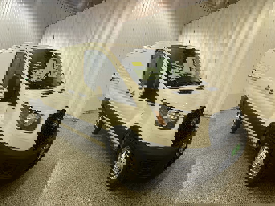 2025 Ford Transit Van Base's photo