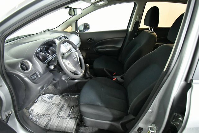 2015 Nissan Versa Note S photo 4