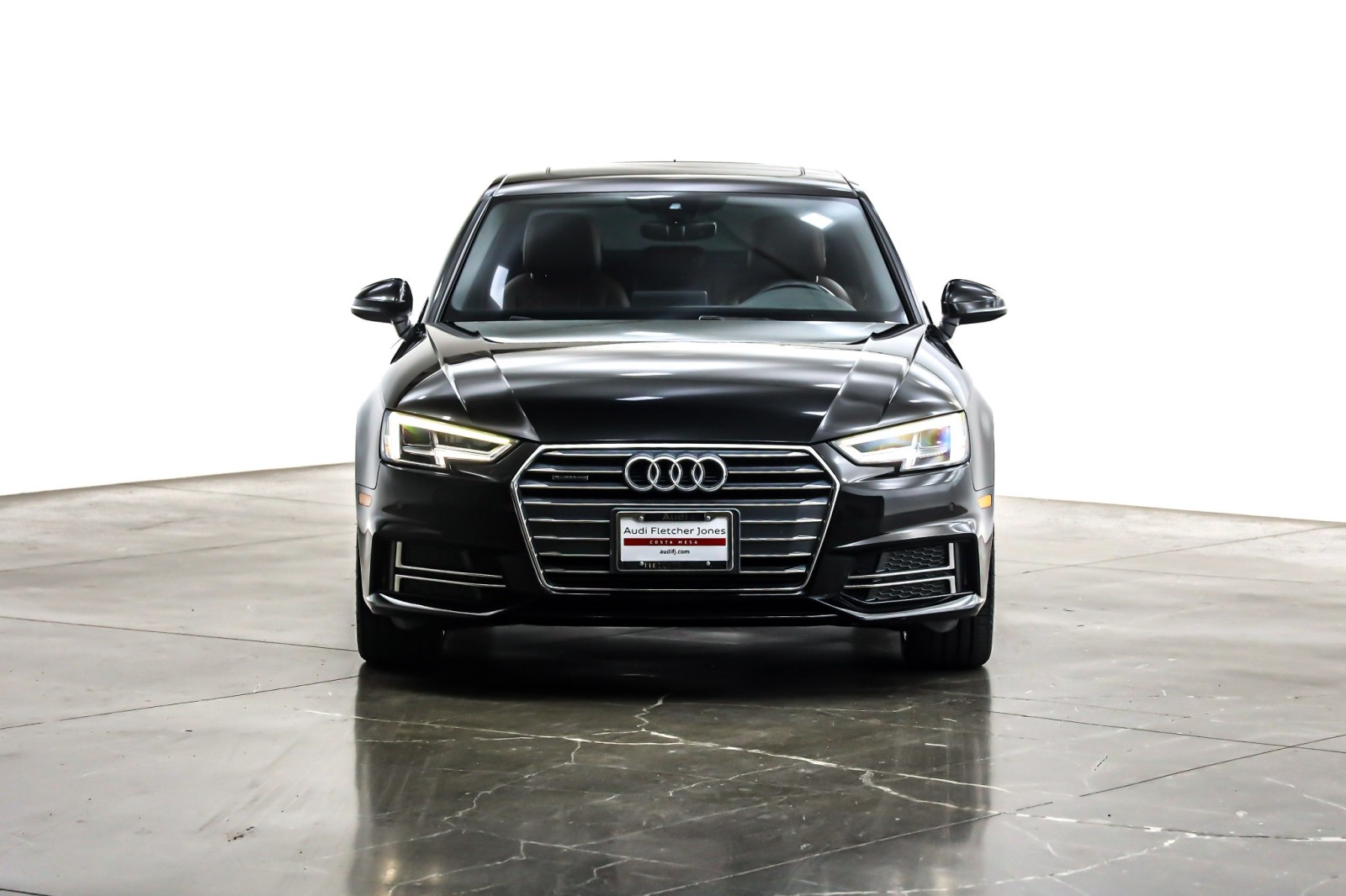 2018 Audi A4 TFSI Premium Plus S line Quattro photo 2