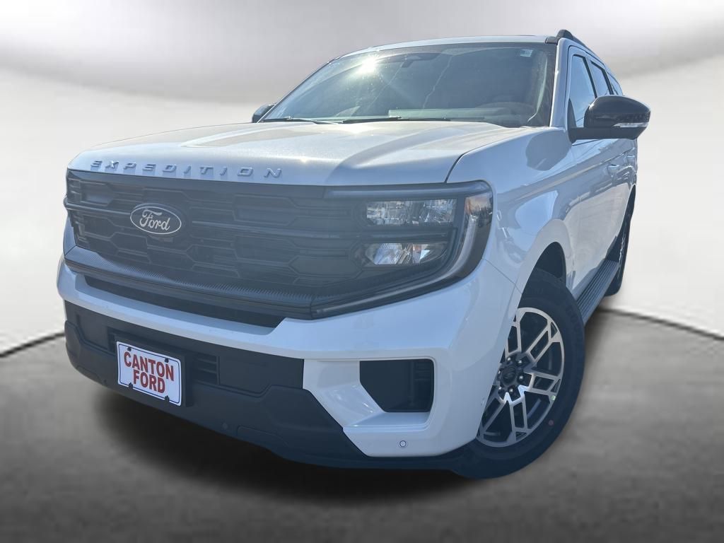 2025 Ford Expedition photo 2