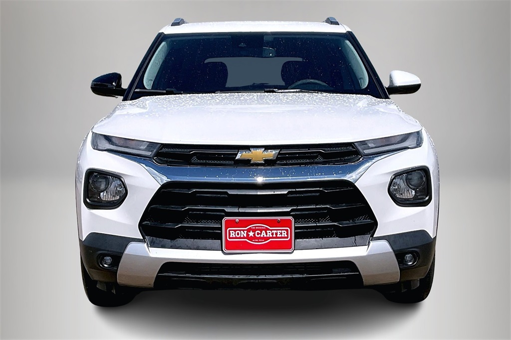 2021 Chevrolet Trailblazer LT photo 2
