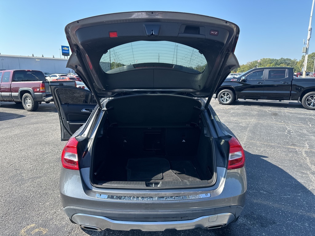 2018 Mercedes Benz GLA 250 4MATIC photo 18