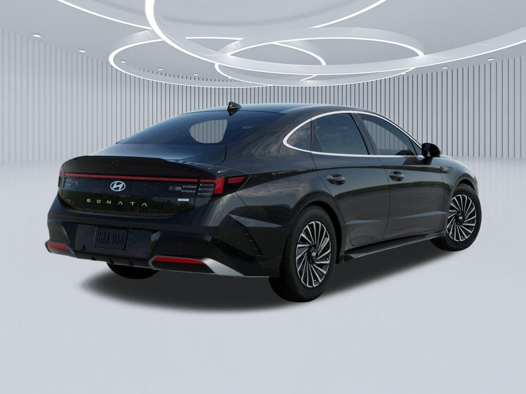 2025 Hyundai Sonata Hybrid Limited photo 4