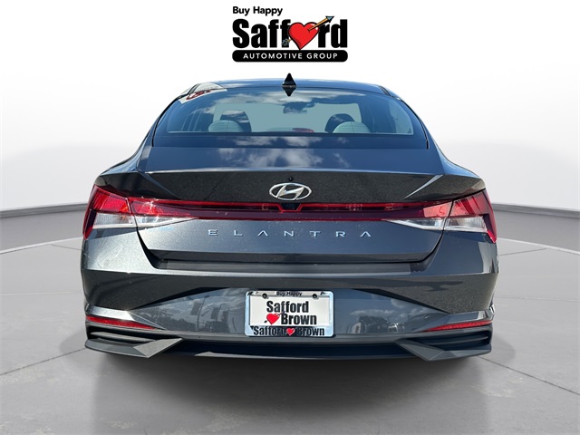 2023 Hyundai Elantra SEL Convenience photo 6