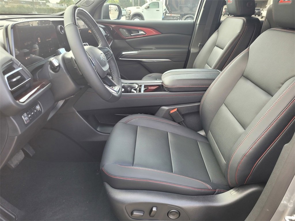 2026 Chevrolet Traverse Z71 photo 11