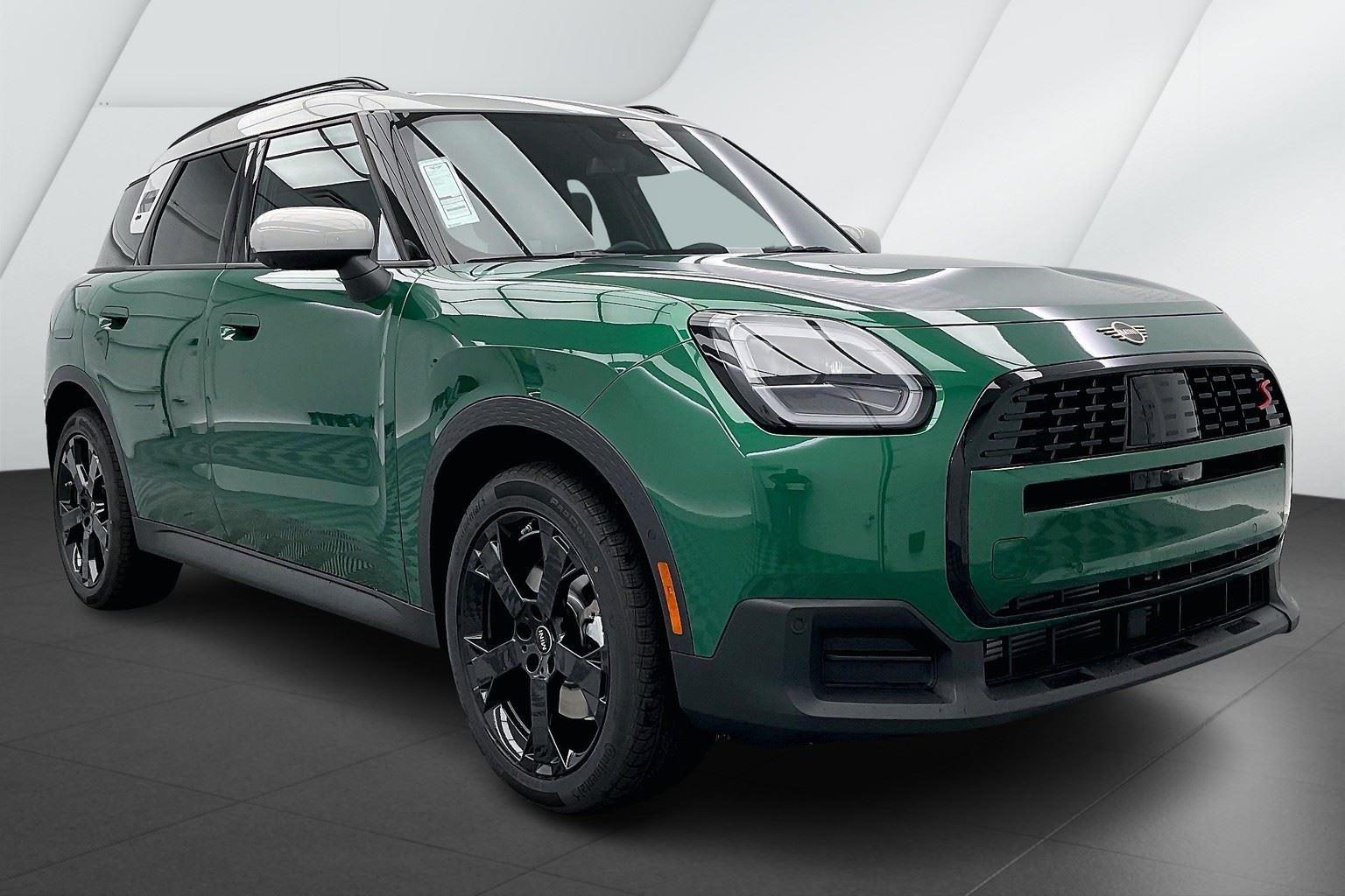 New 2026 MINI Countryman All Wheel Drive Iconic in Omaha #X03851
