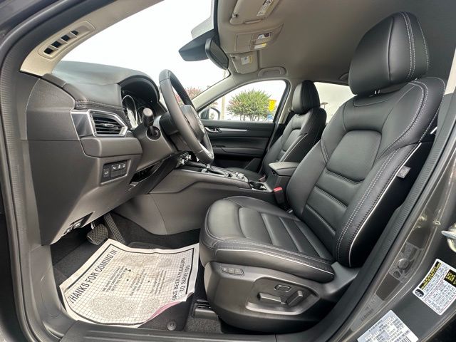 2025 Mazda CX-5 2.5 S Preferred photo 23