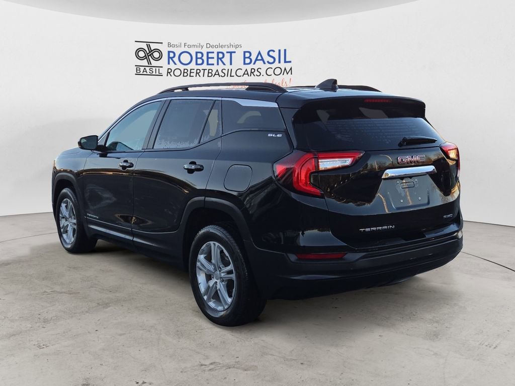 2022 Gmc Terrain SLE photo 2