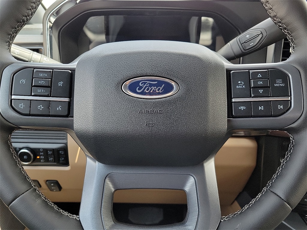 2025 Ford F-350 photo 23