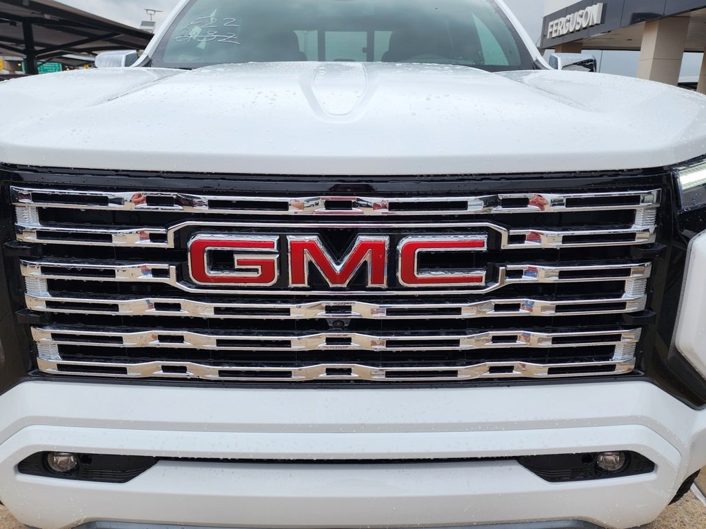 2026 Gmc Canyon Denali photo 10