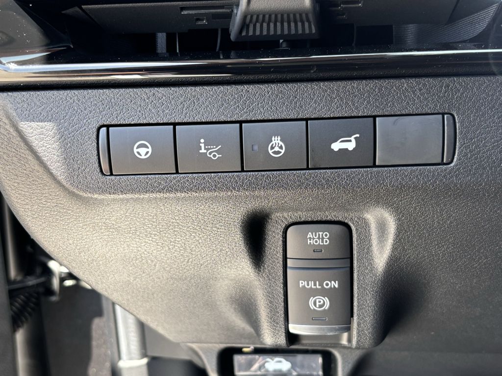 2025 Nissan Murano Platinum photo 16