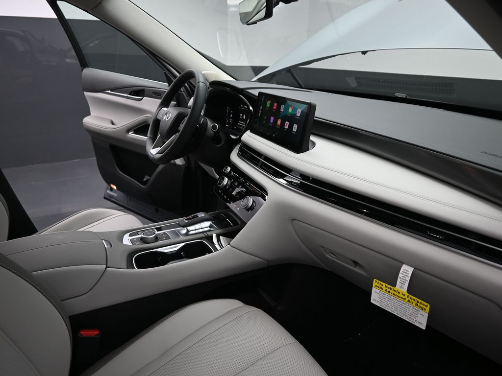 2026 Infiniti QX60 Luxe photo 17