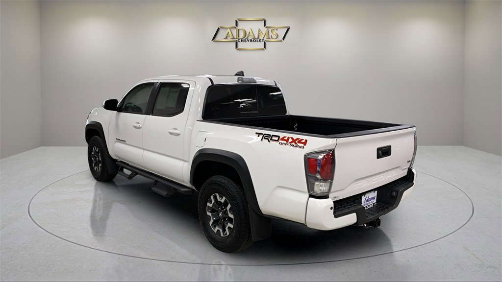 2023 Toyota Tacoma TRD V6 photo 3