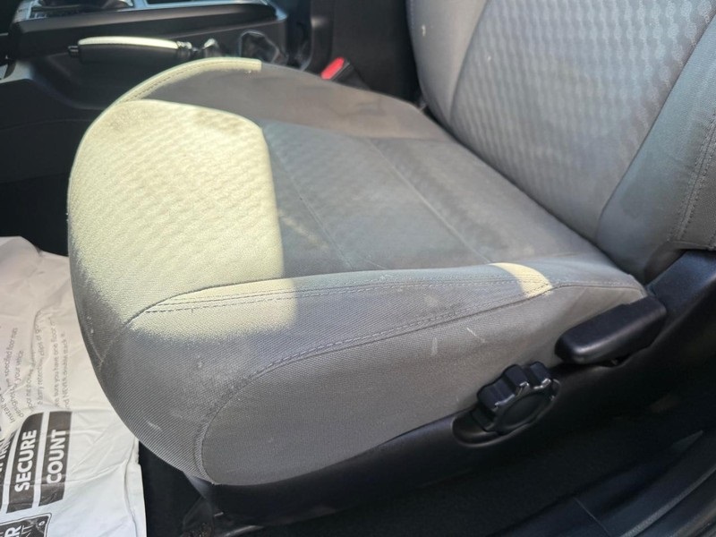 2021 Toyota Tacoma SR photo 15
