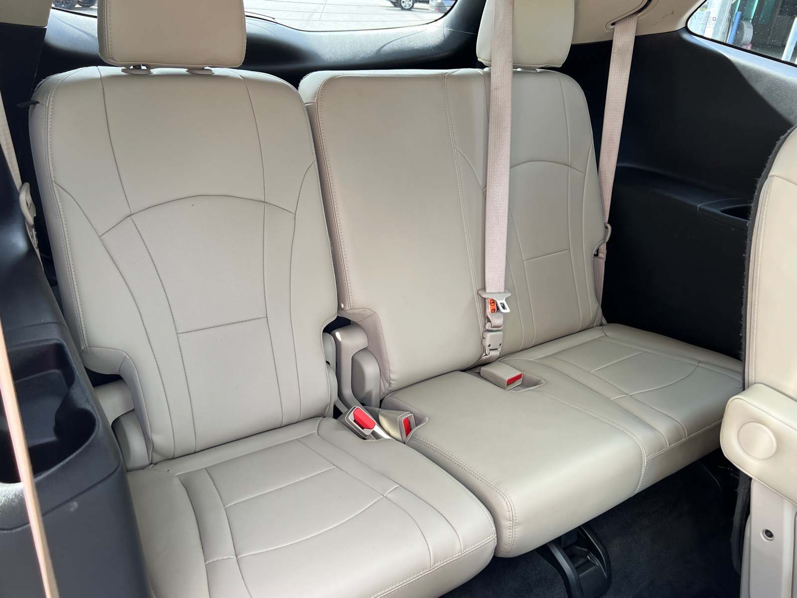 2020 Buick Enclave Essence photo 14