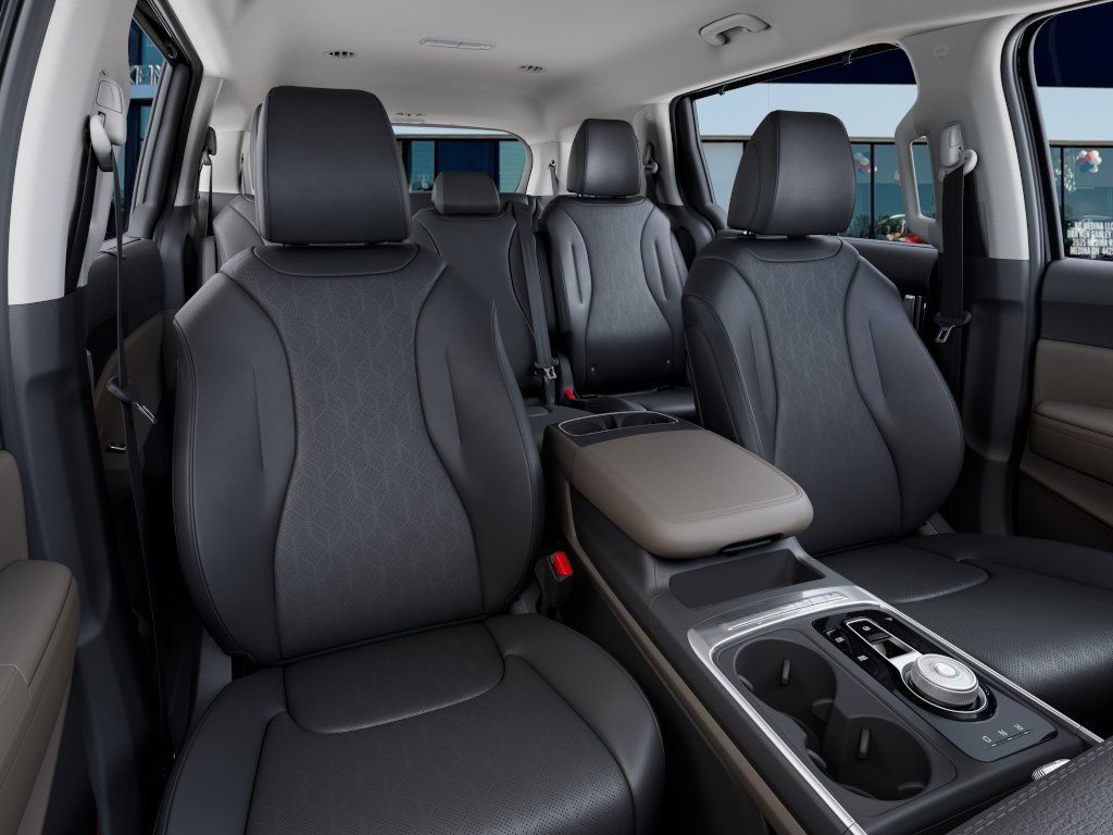 2026 Kia Carnival EX photo 13