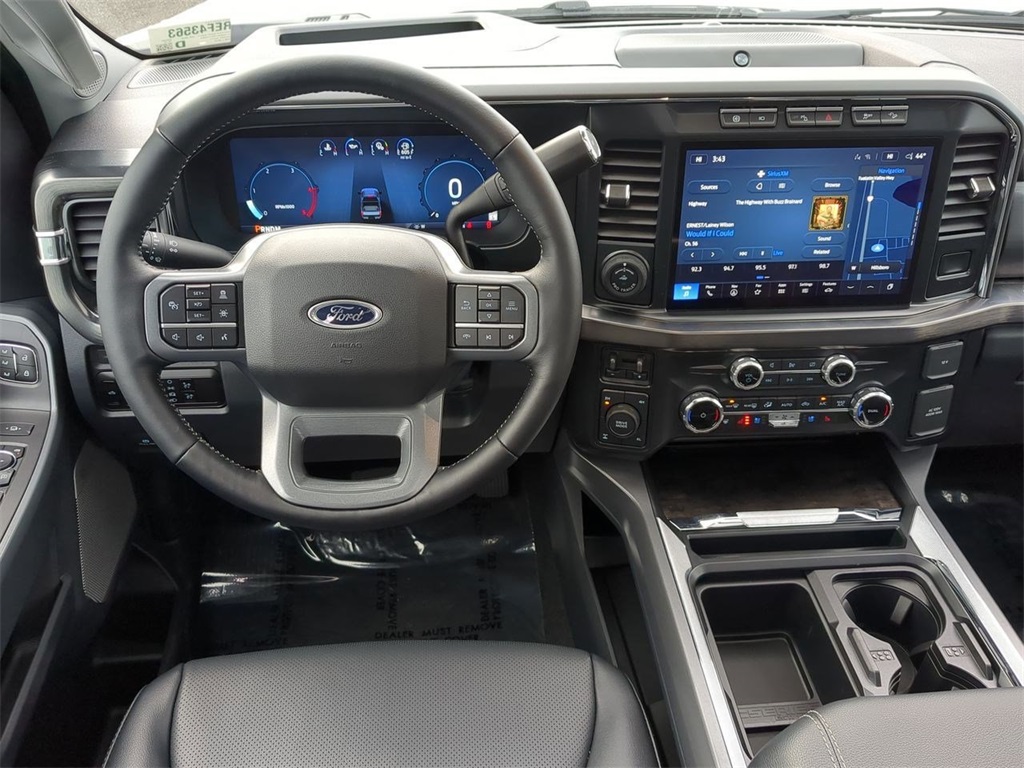 2024 Ford F-350 Lariat photo 24