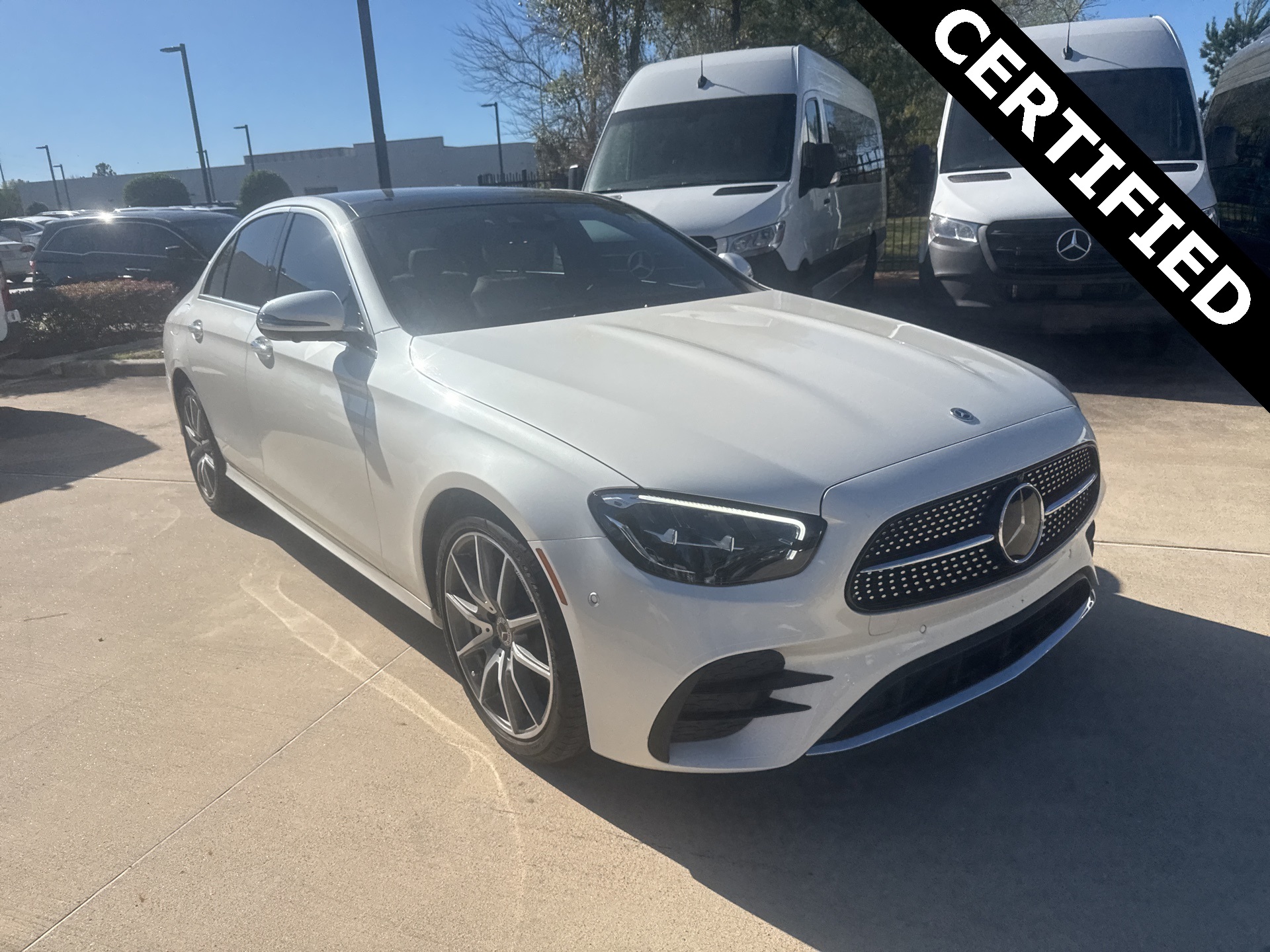 2022 Mercedes-Benz E-Class E350's photo