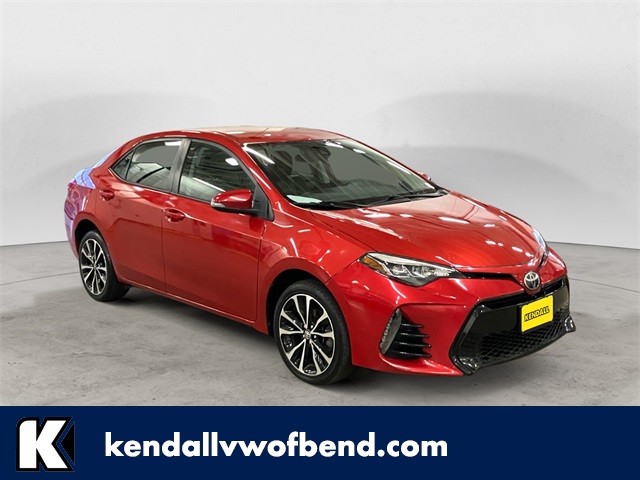 2017 Toyota Corolla SE's photo