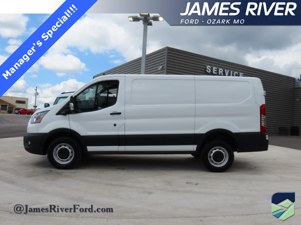 2024 Ford Transit photo 2