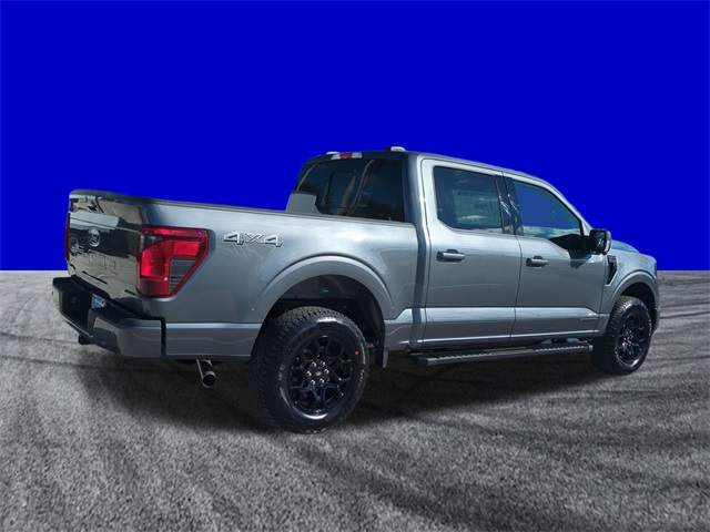 2025 Ford F-150 XLT photo 4