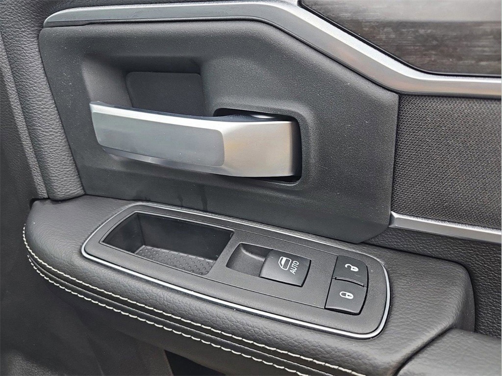 2024 Ram 2500 Big Horn photo 32