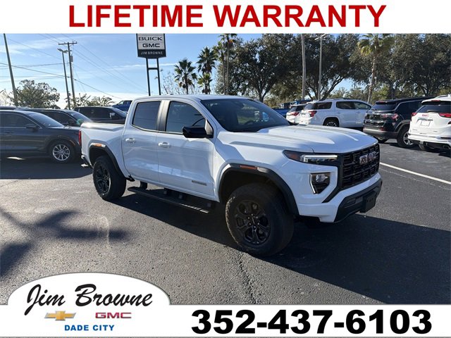 2024 GMC Canyon Elevation's photo