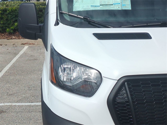 2025 Ford Transit Cargo Van photo 9