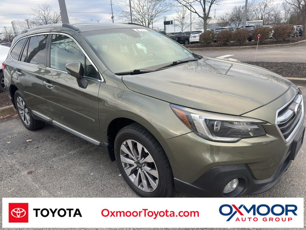 2019 Subaru Outback Touring's photo