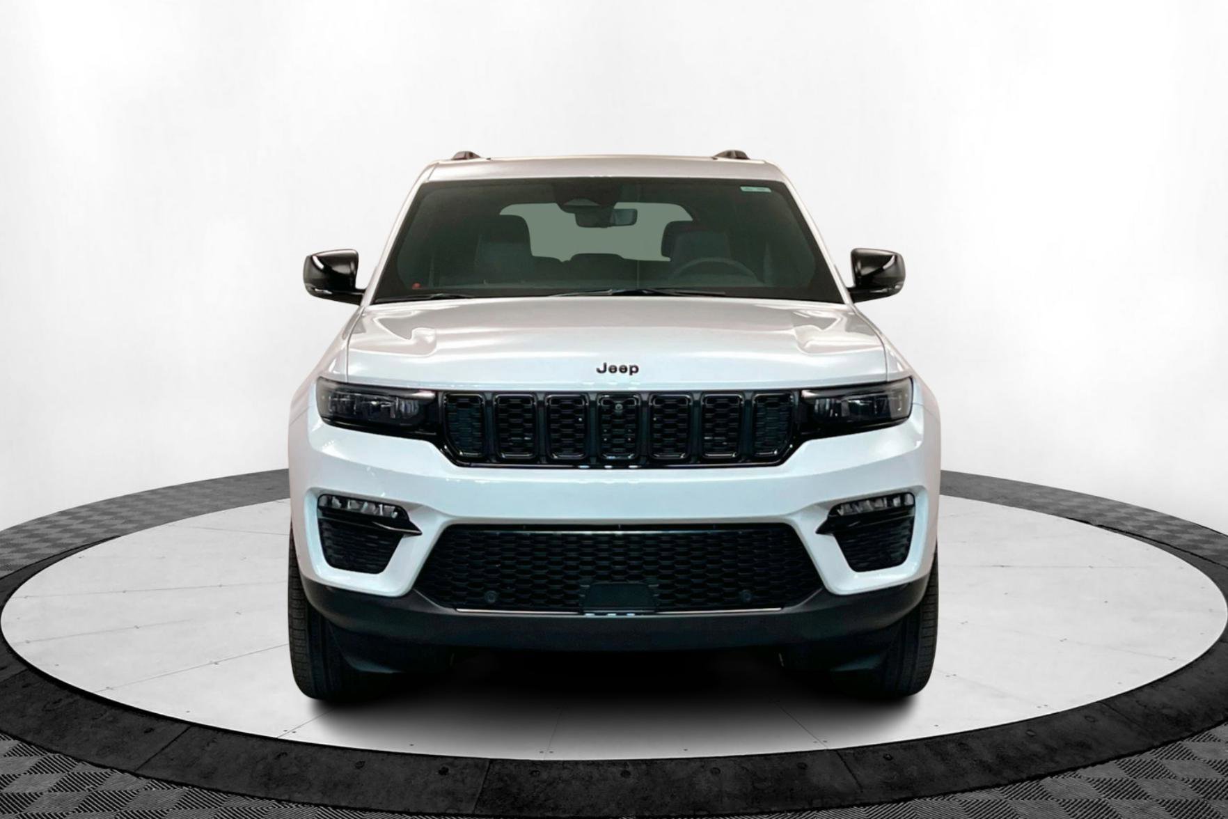 2024 Jeep Grand Cherokee Limited photo 8
