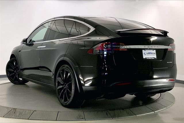 2020 Tesla Model X Long Range photo 7