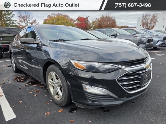 2020 Chevrolet Malibu LS photo 3