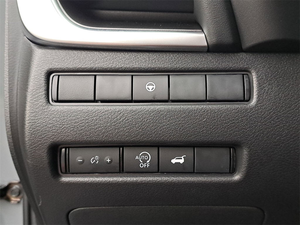 2026 Nissan Rogue SV photo 22