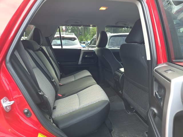 2022 Toyota 4Runner SR5 photo 25