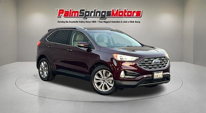 2019 Ford Edge Titanium's photo