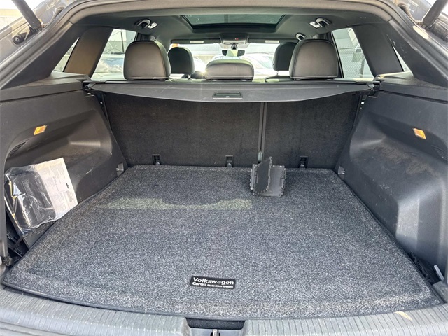 2021 Volkswagen Atlas Cross Sport V6 SE Technology photo 5