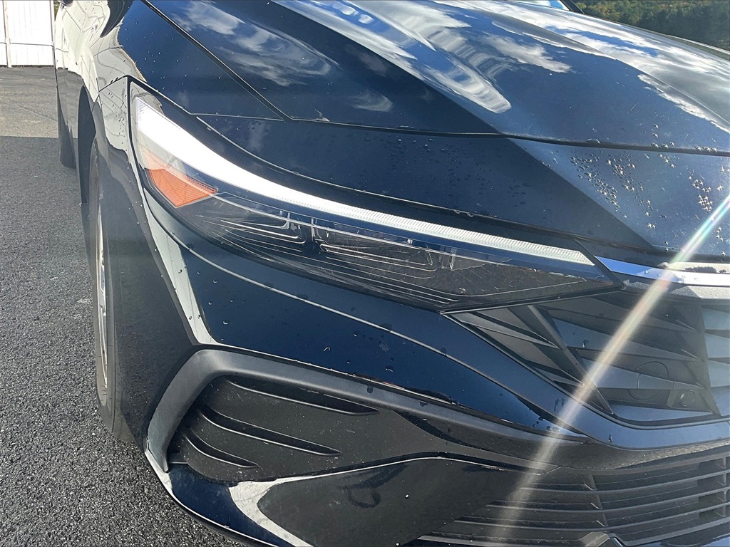 2024 Hyundai Elantra SE photo 25