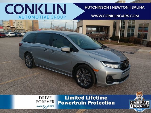 2025 Honda Odyssey Touring's photo