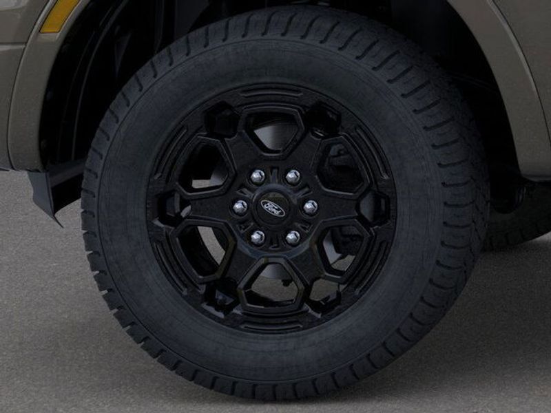 2025 Ford Ranger XLT photo 16