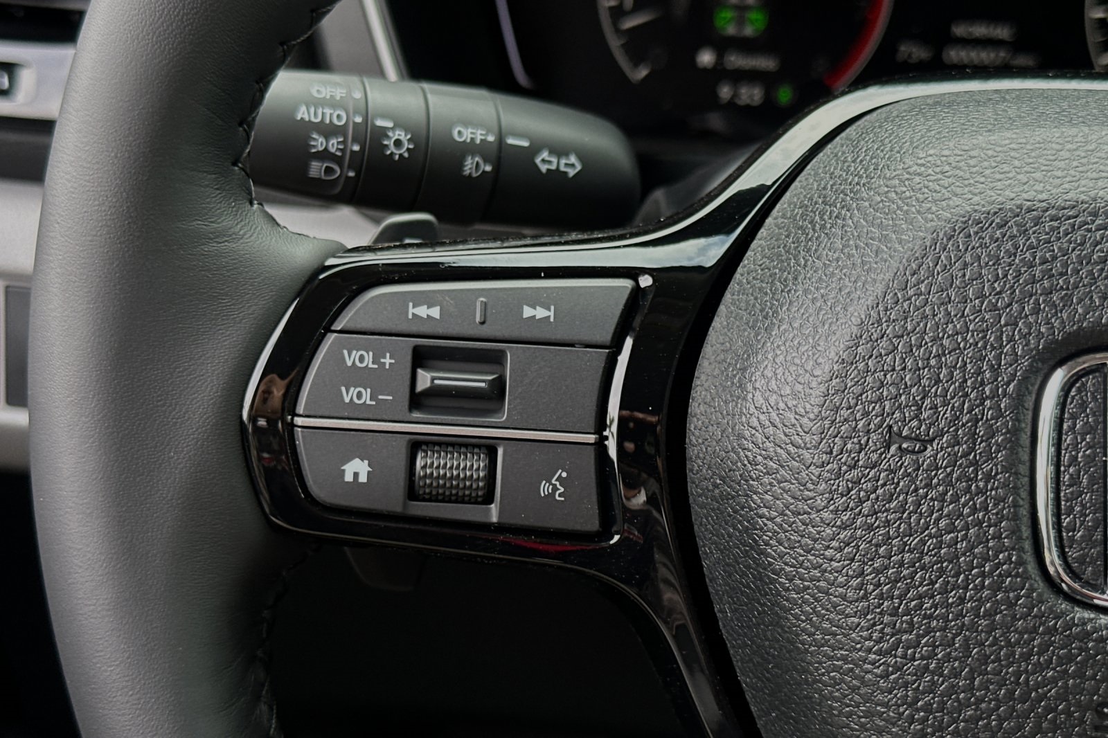 2025 Honda Pilot EX-L photo 26