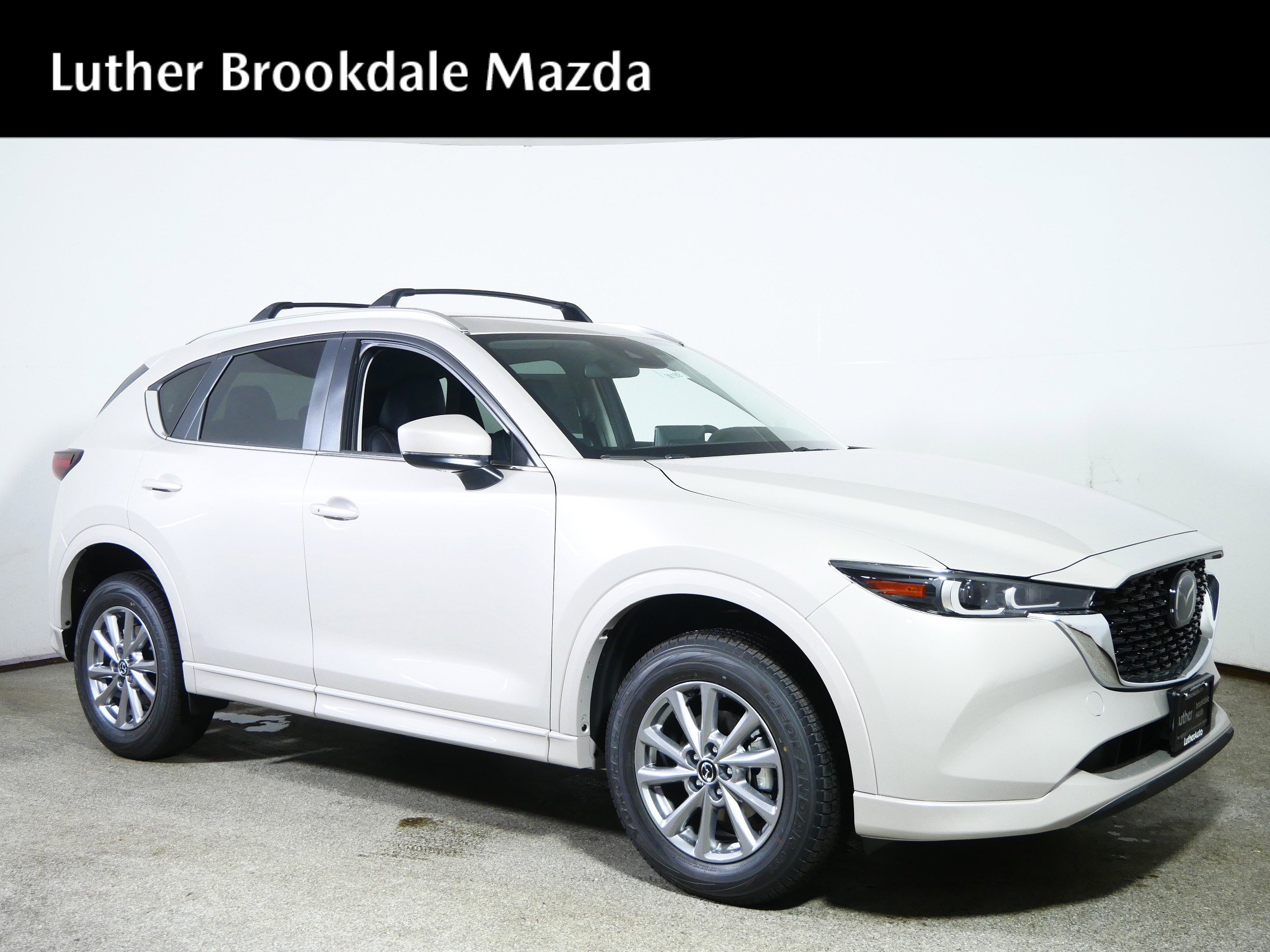 2025 Mazda CX-5 S Select Package's photo