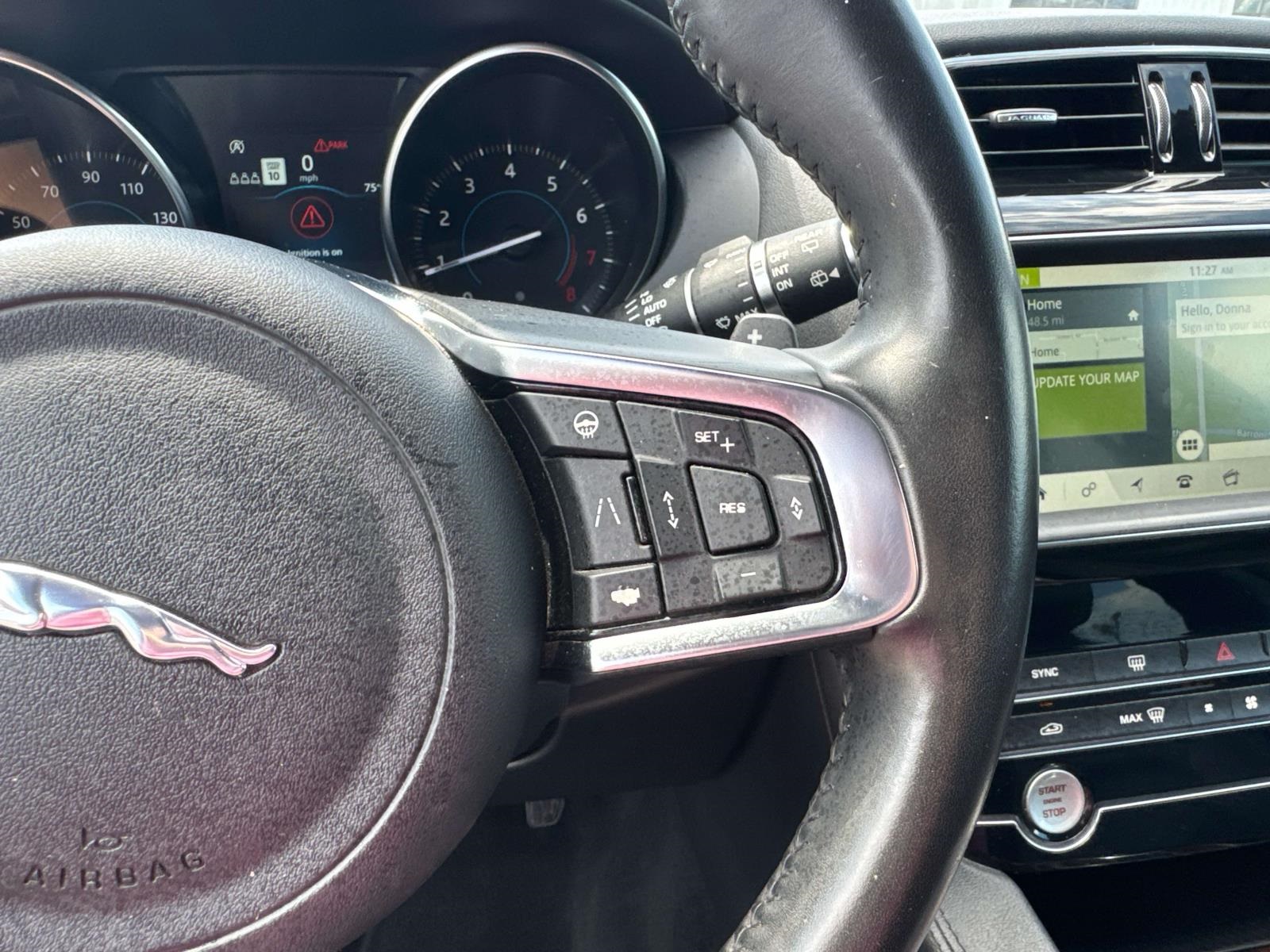 2020 Jaguar F-PACE Prestige photo 23