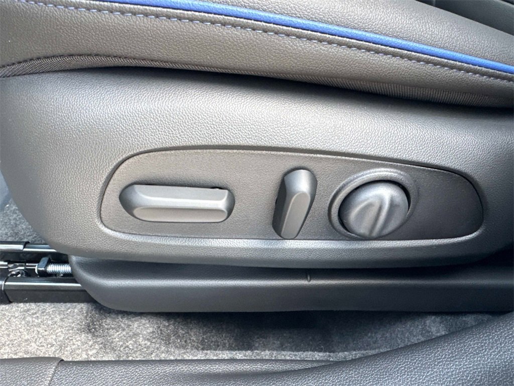 2026 Buick Envista ST photo 12