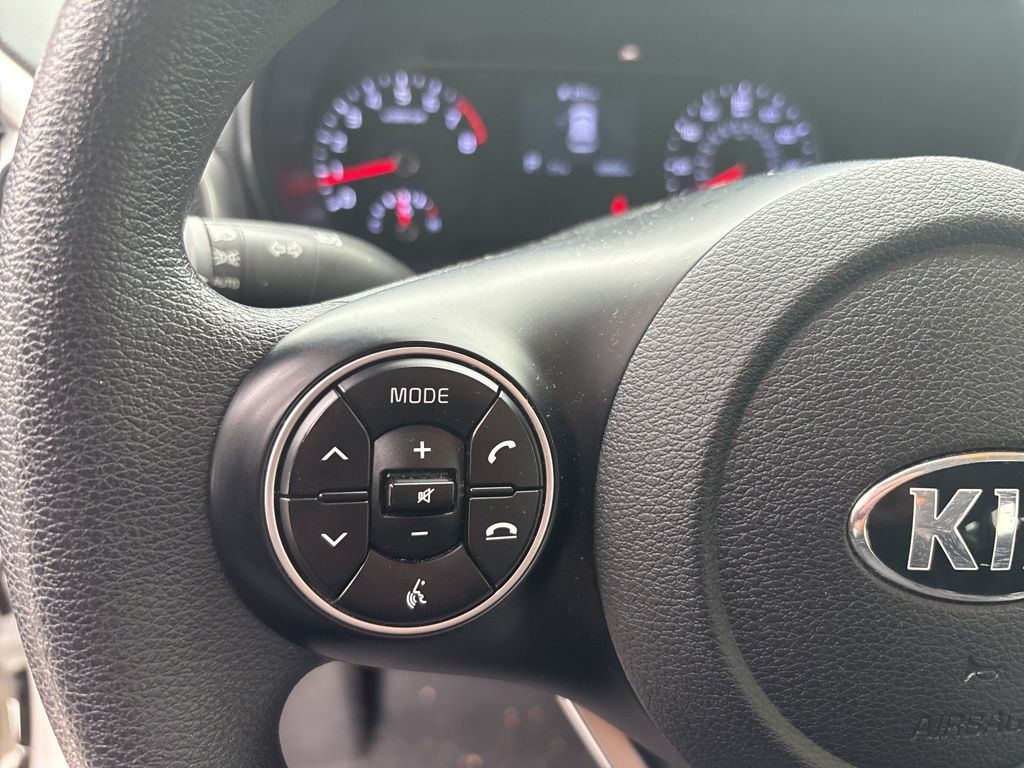 2020 Kia Soul S photo 15