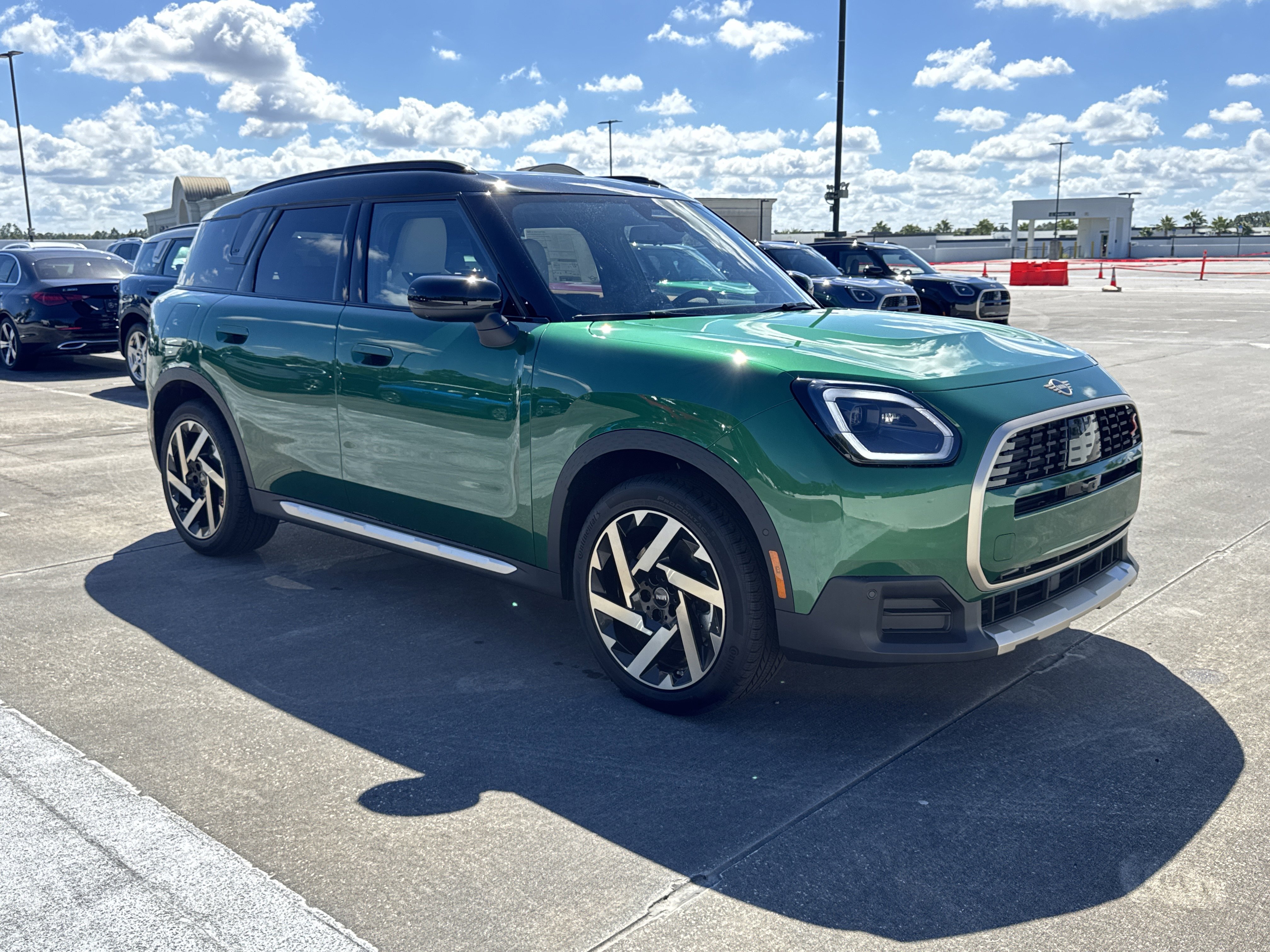 2026 MINI Countryman S's photo