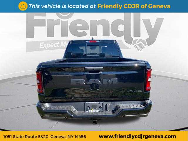 2025 Ram 1500 Tradesman photo 4