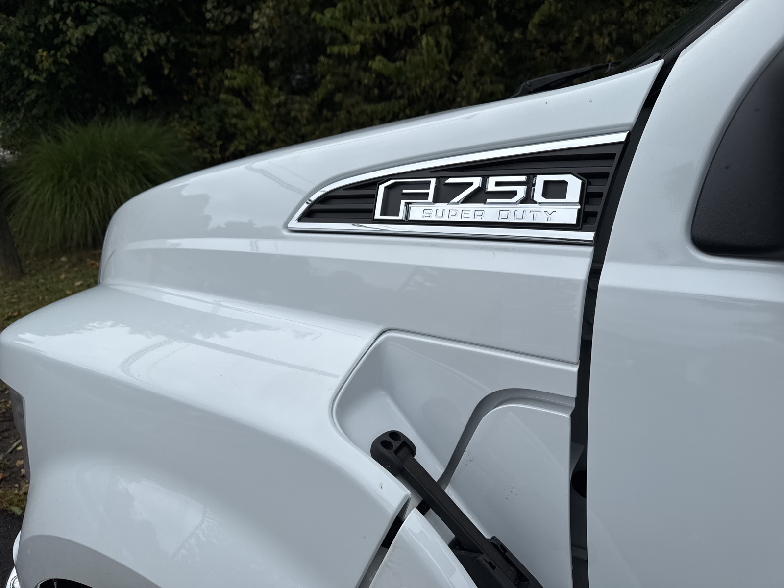 2026 Ford F-750 photo 9