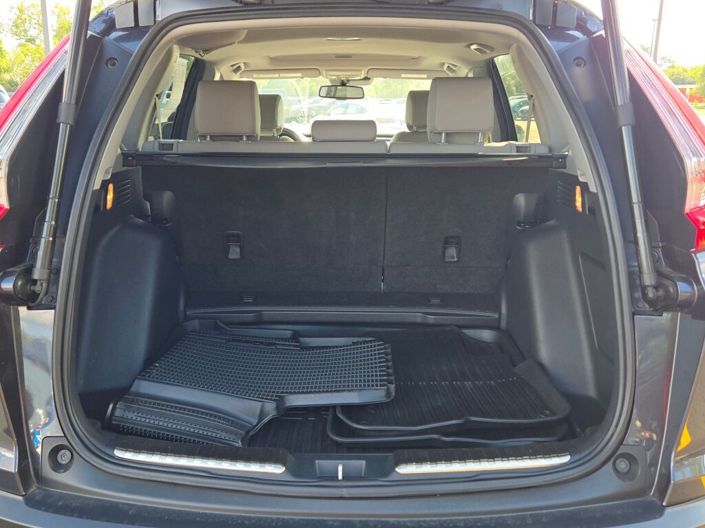 2019 Honda CR-V Touring photo 12
