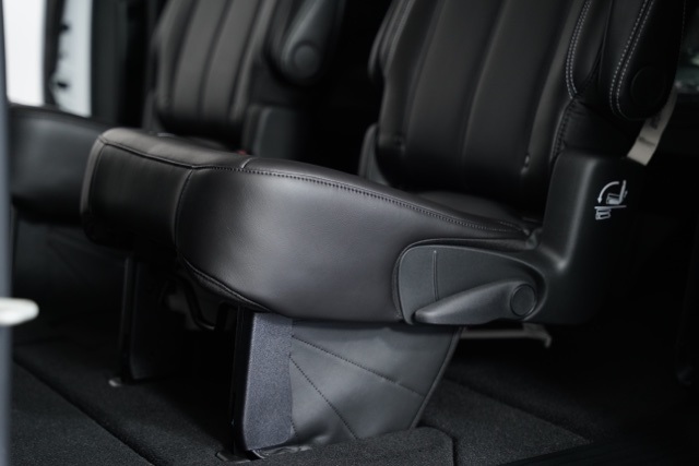 2026 Chrysler Pacifica photo 26