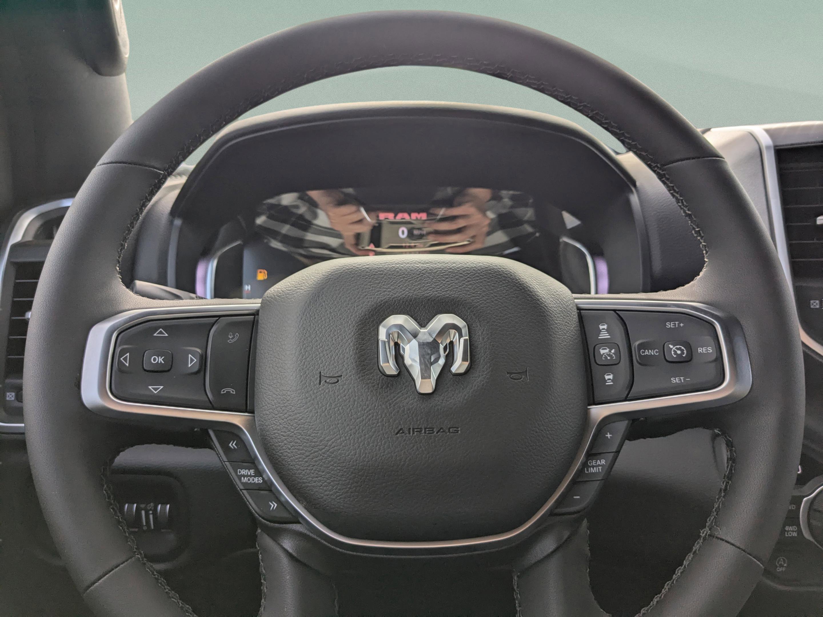 2025 Ram 1500 Big Horn photo 33